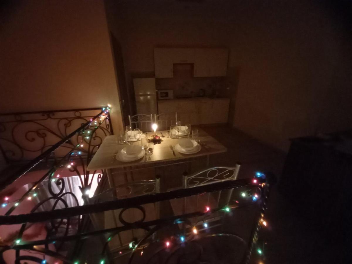 Двухярусная Квартира В Центре Мукачева, Улица Мира Mukacheve Luaran gambar